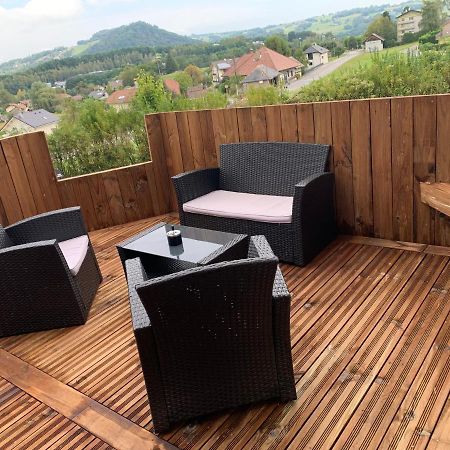V&V Lodge Alby-sur-Cheran Esterno foto